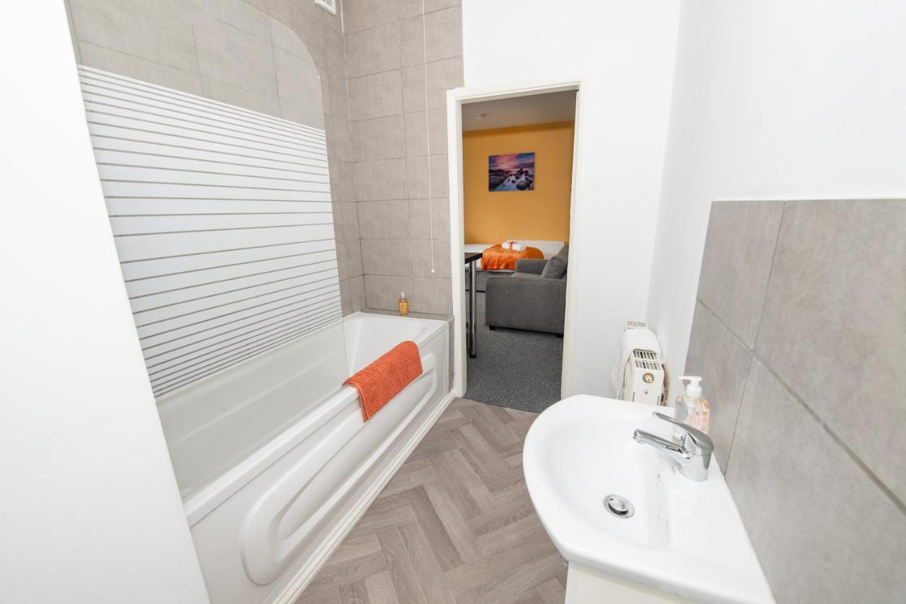 Versatile Cozy & Spacious Comfort Hull Apartments Kingston upon Hull Exteriör bild